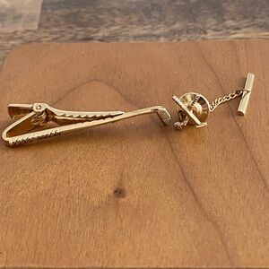 Gold Golf Club Tie Clip